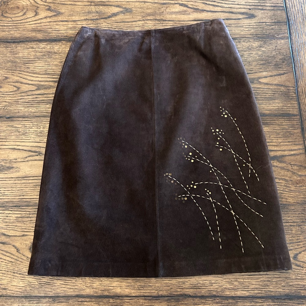 Ann Taylor Loft brown suede leather skirt with embroidered detail.